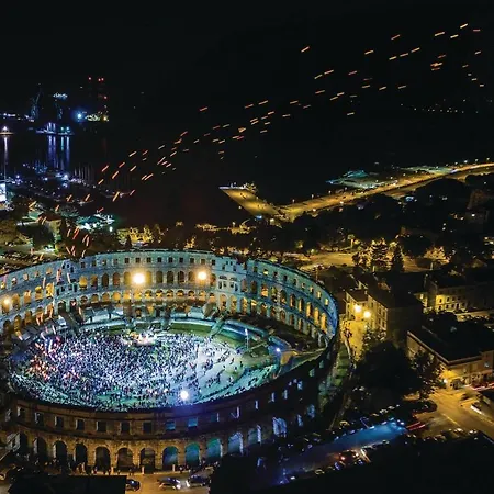 Awesome In With Wifi Apartament