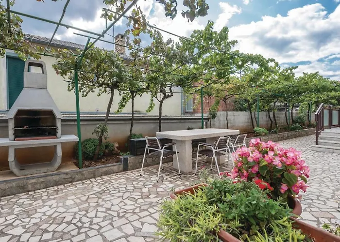 Apartman Awesome In With Wifi Póla