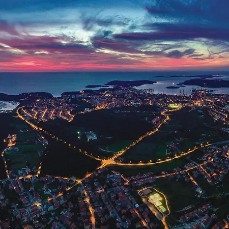 Appartement Awesome In With Wifi *